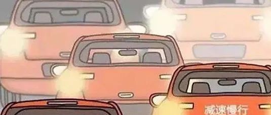 雪天行車安全注意事項(xiàng)_出行提示_開(kāi)車前繞車一周